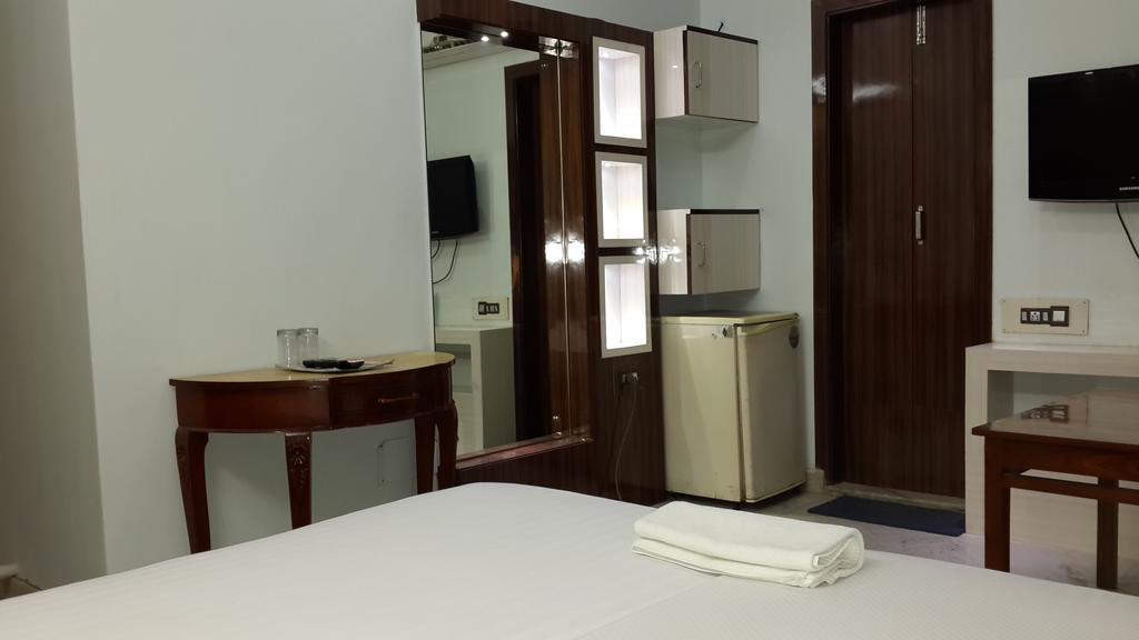 Rupasi Bangla Hotel Kolkata Bilik gambar