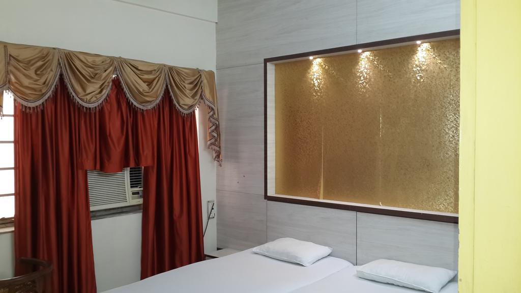 Rupasi Bangla Hotel Kolkata Luaran gambar